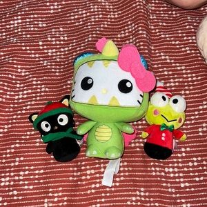 Sanrio plushie bundle